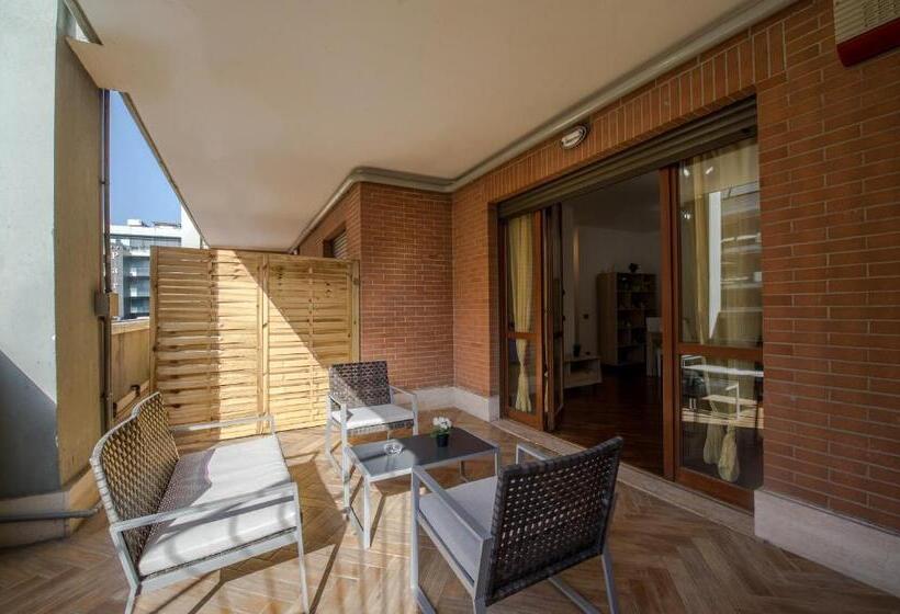 דירת שני חדרים, Domus Bb   Plaza