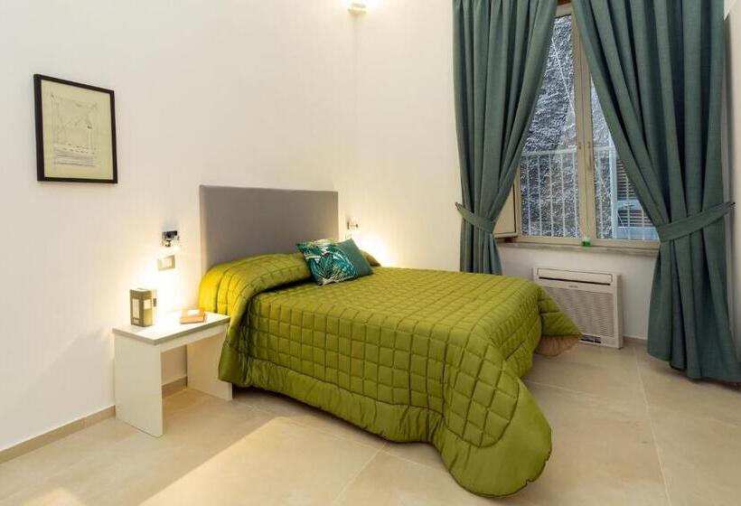 سوییت جونیور لوکس, Il Tesoro Smart Suite & Spa