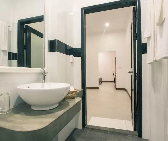 اتاق لوکس, Lavender Angkor Boutique