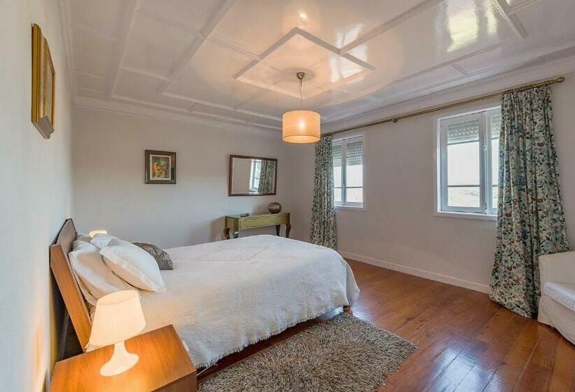 Номер Стандарт Вид на Сад, Casa Da Real Companhia