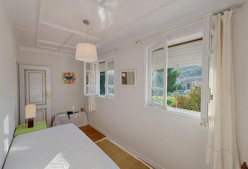 شقة غرفتين, Casa Da Real Companhia