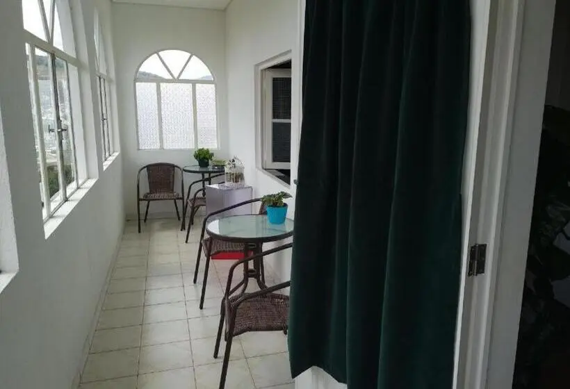バルコニー付スイート, Casa Da Real Companhia