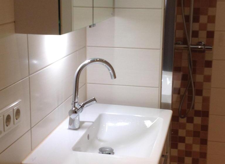 Апартаменты 2 Спальни, Gasthaus Pension Brix