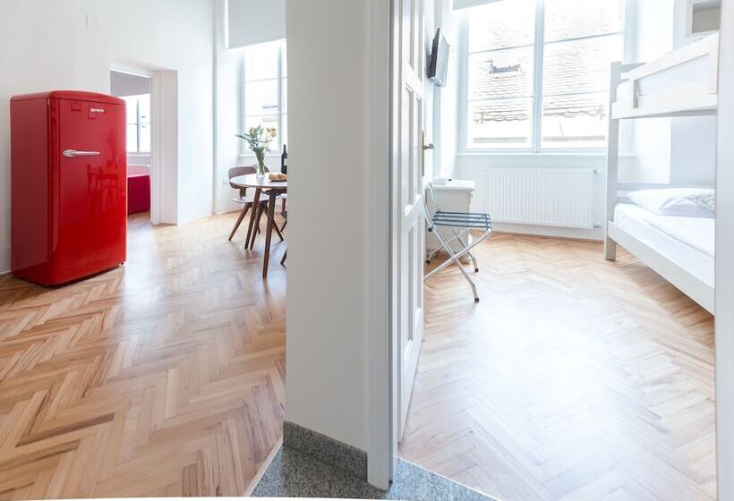 آپارتمان 2 خوابه, Barbo Palace