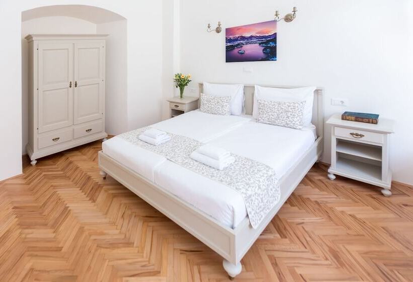 آپارتمان 2 خوابه, Barbo Palace