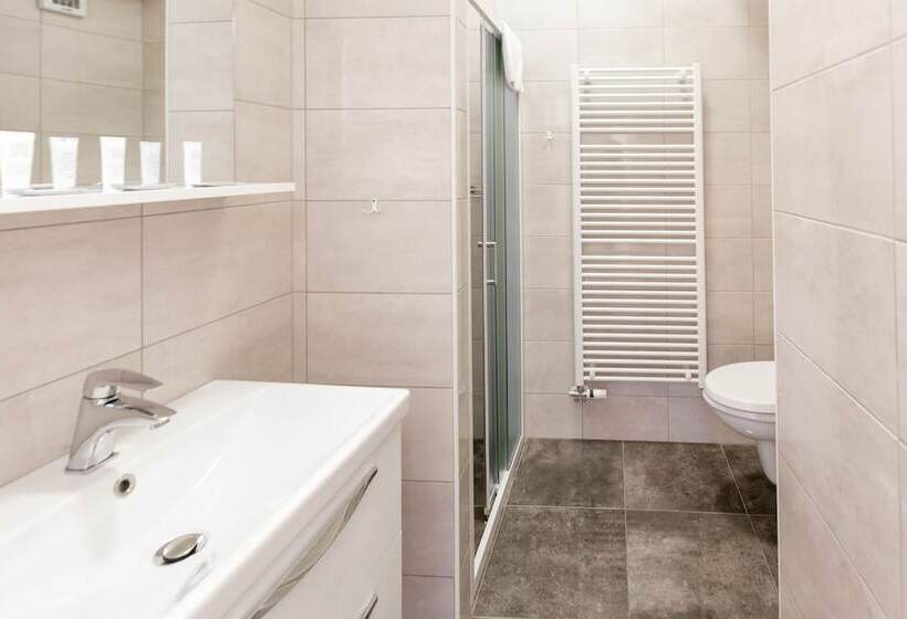 آپارتمان 2 خوابه, Barbo Palace