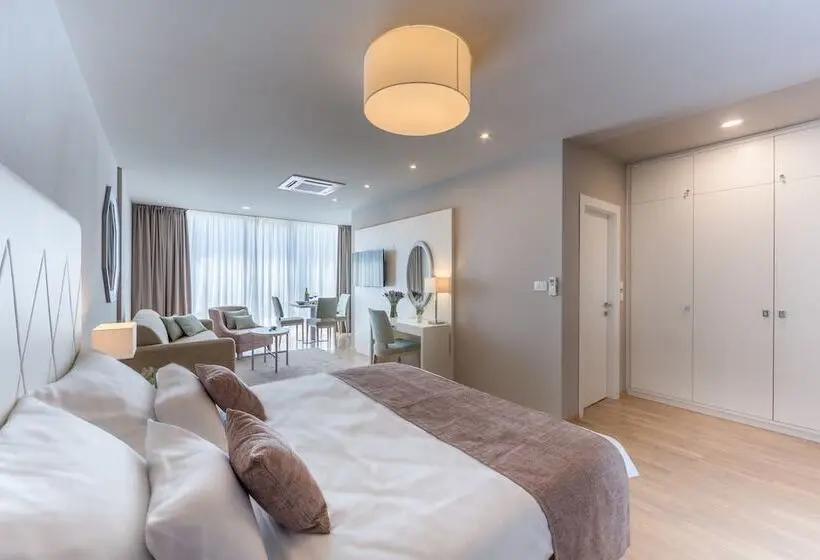 استودیوی استاندارد, Apartments & Rooms Preelook