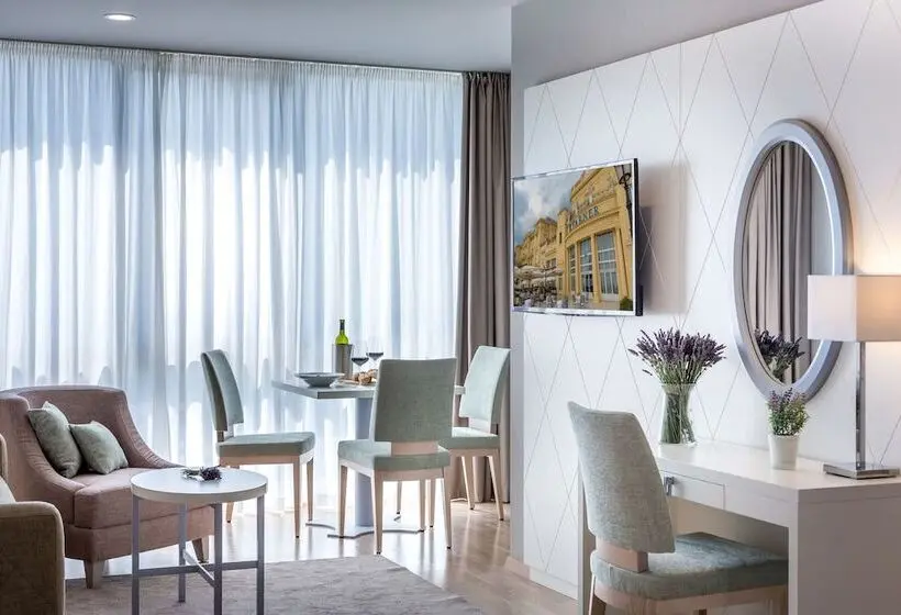 استودیوی استاندارد, Apartments & Rooms Preelook