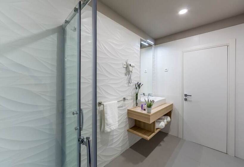 חדר סטודיו סטנדרד, Apartments & Rooms Preelook