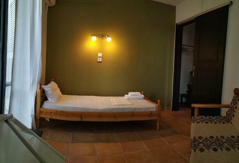 Апартаменты 1 Спальня, Votsala