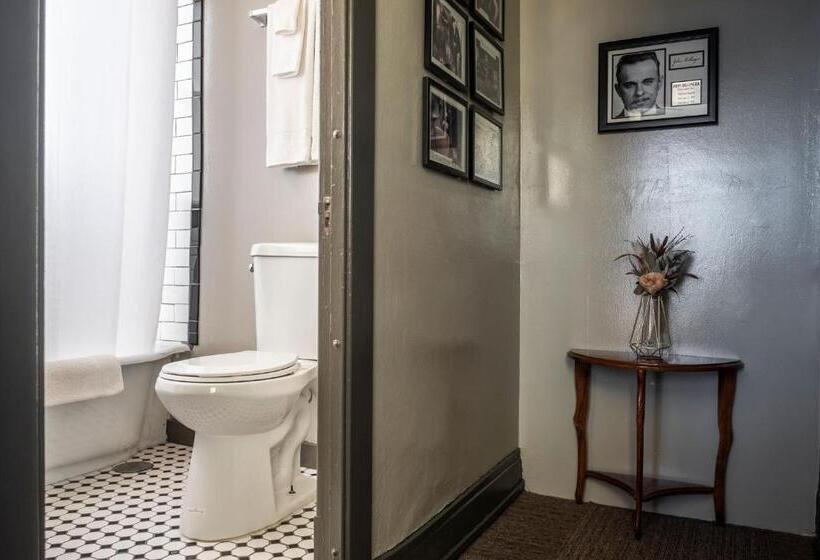 标准间带双人床, Gardner Hotel & Hostel