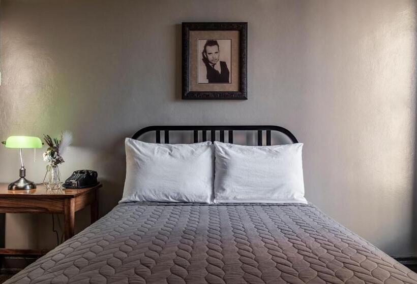 标准间带双人床, Gardner Hotel & Hostel