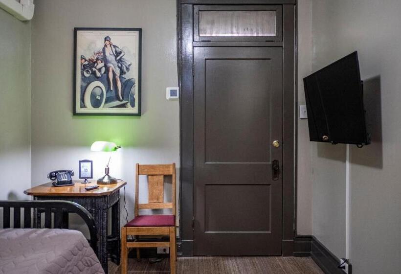 带共用浴室的标准房间, Gardner Hotel & Hostel