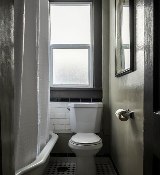 带共用浴室的标准房间, Gardner Hotel & Hostel