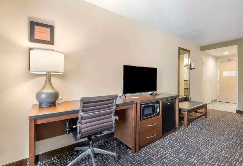 キングサイズベッドのスイートルーム, Comfort Inn & Suites Orem  Provo