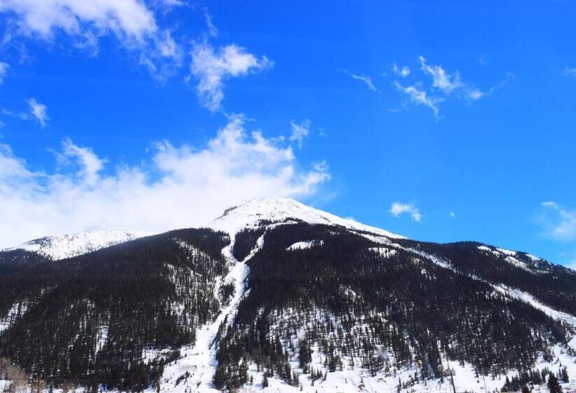 اتاق استاندارد با چشمانداز کوهستان, Grand Imperial