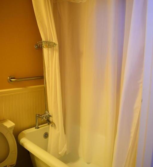 سوئیت جونیور با چشمانداز کوهستان, Grand Imperial