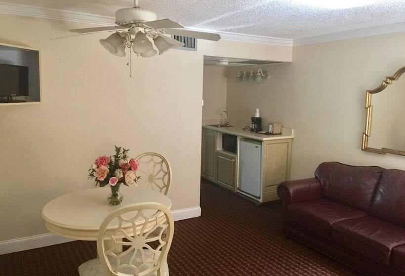 جناح, Grand Palms Spa & Golf Resort