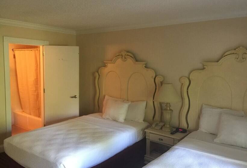 جناح, Grand Palms Spa & Golf Resort