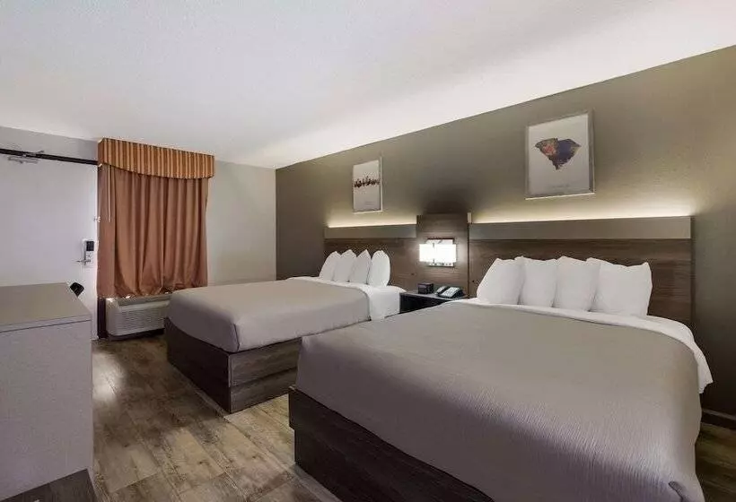 ２ダブルベッドのスタンダードルーム, Quality Inn Fort Jackson