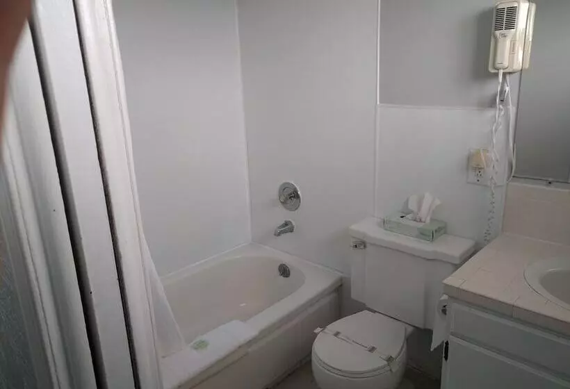 キングサイドベッドのスタンダードワンルーム, Ocean Shores Inn & Suites