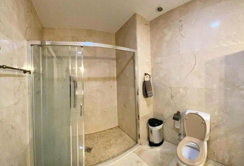 Кровать в Общей Комнате, Hostel Penedes