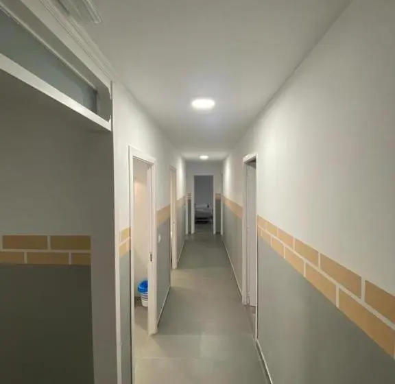スタンダードルーム, Hostel Penedes
