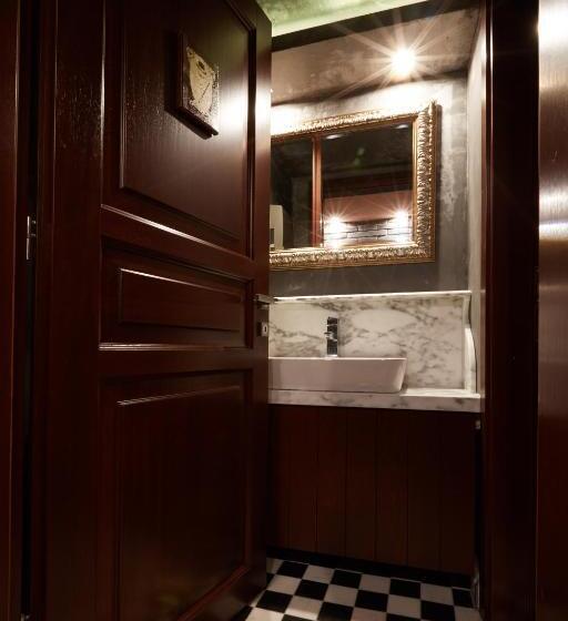 디럭스 룸, Veritas Boutique Art