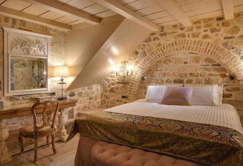 스탠다드 룸 킹사이즈 침대, Kamares Historic Boutique Hotel & Spa