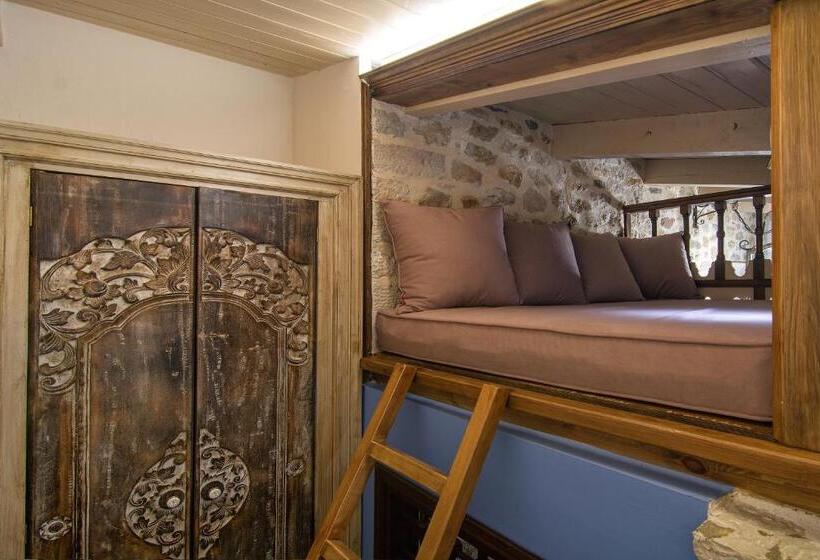 스탠다드 룸 킹사이즈 침대, Kamares Historic Boutique Hotel & Spa