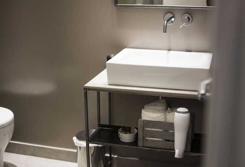 غرفة قياسية, Palazzo Margherita