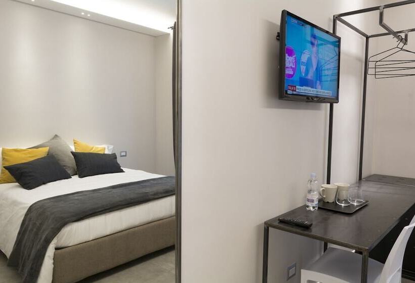 غرفة قياسية, Palazzo Margherita