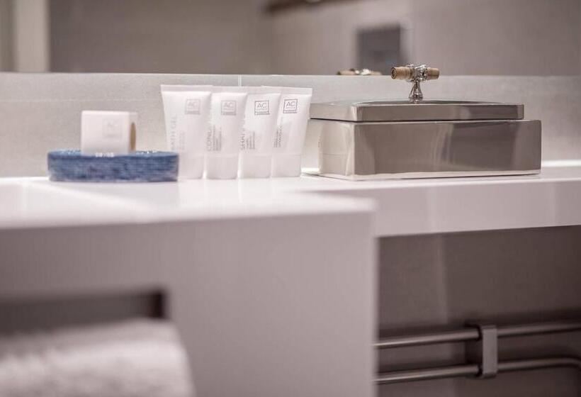 キングサイズベッドのスタンダードルーム, Ac Hotel By Marriott Stockholm Ulriksdal