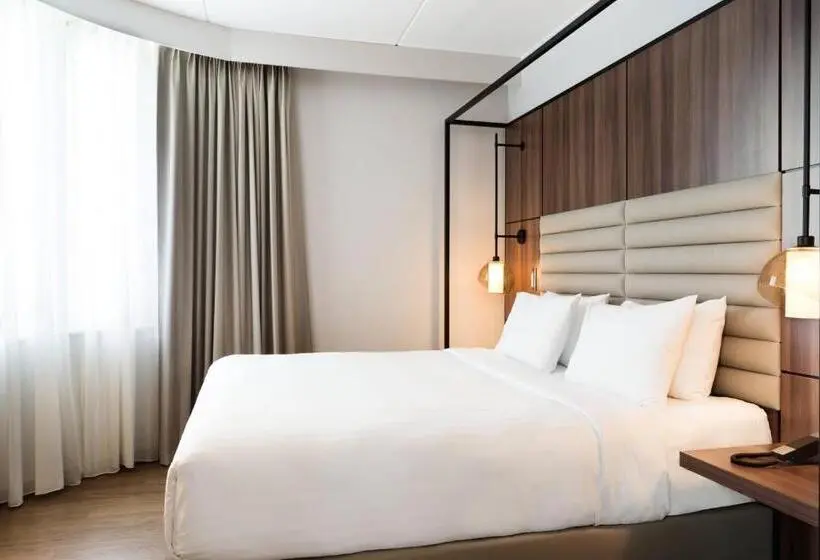 Juniorsviitti King-vuode, Ac Hotel By Marriott Stockholm Ulriksdal