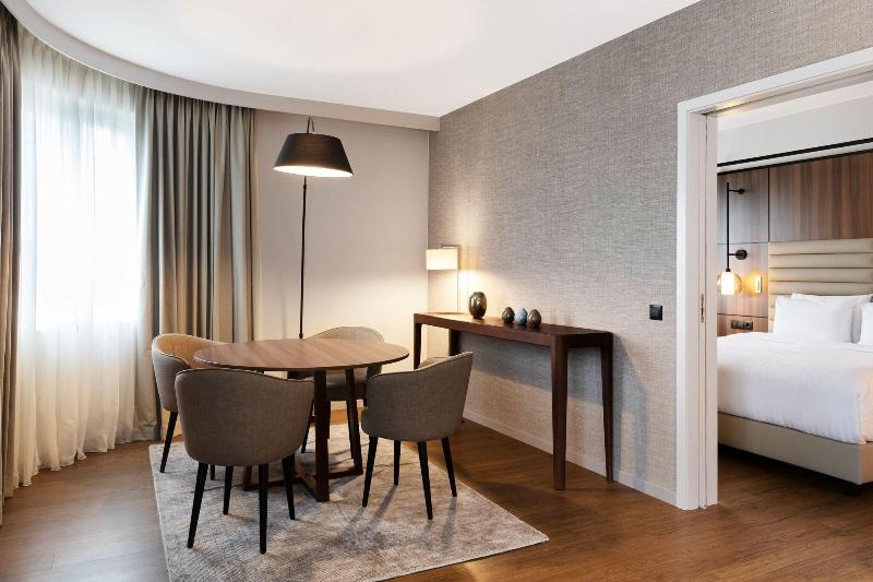 Полулюкс Кровать Кинг, Ac Hotel By Marriott Stockholm Ulriksdal
