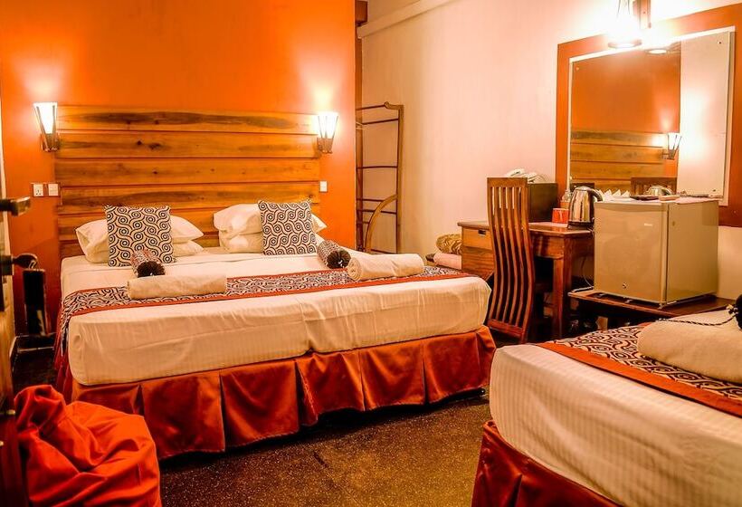 Номер Стандарт Трехместный, Sizzlers Hub