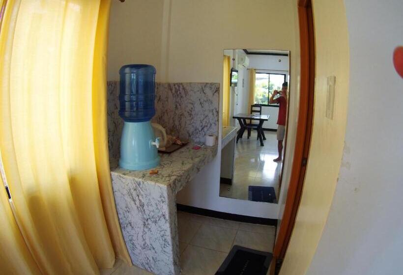 اتاق استاندارد با بالکن, Villa Consolacion Resort