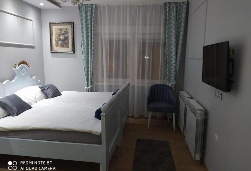 إستوديو قياسى مزودة بتراس, Villa Lucia   Apartments&rooms