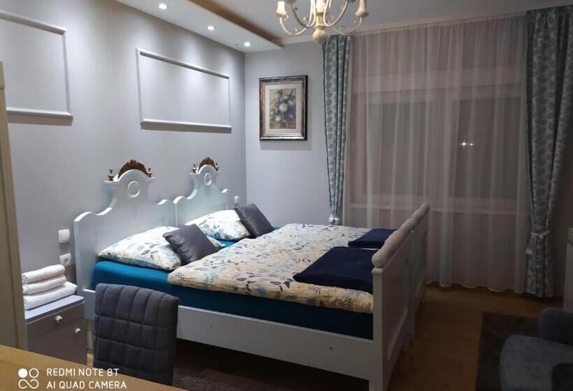 إستوديو قياسى مزودة بتراس, Villa Lucia   Apartments&rooms