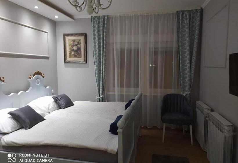 إستوديو قياسى مزودة بتراس, Villa Lucia   Apartments&rooms