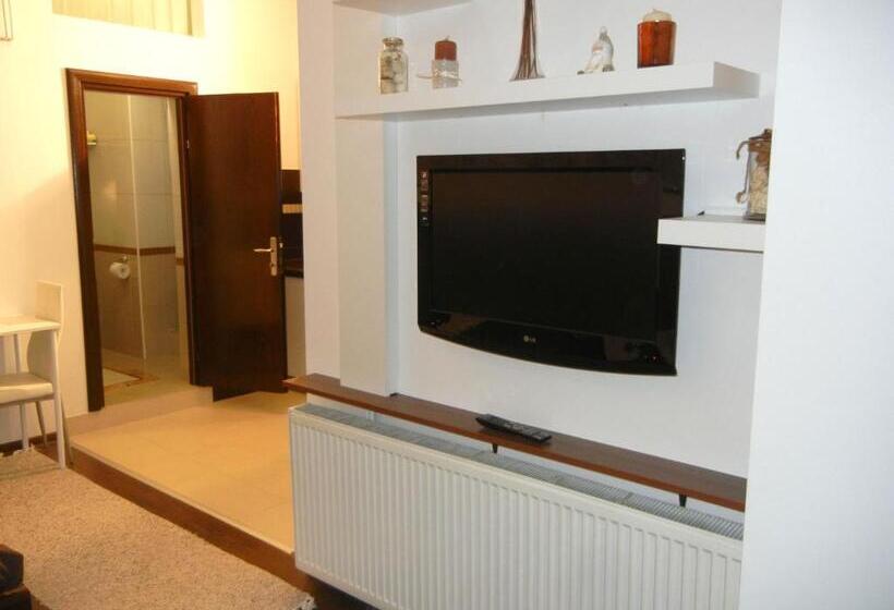 إستوديو قياسى, Villa Lucia   Apartments&rooms