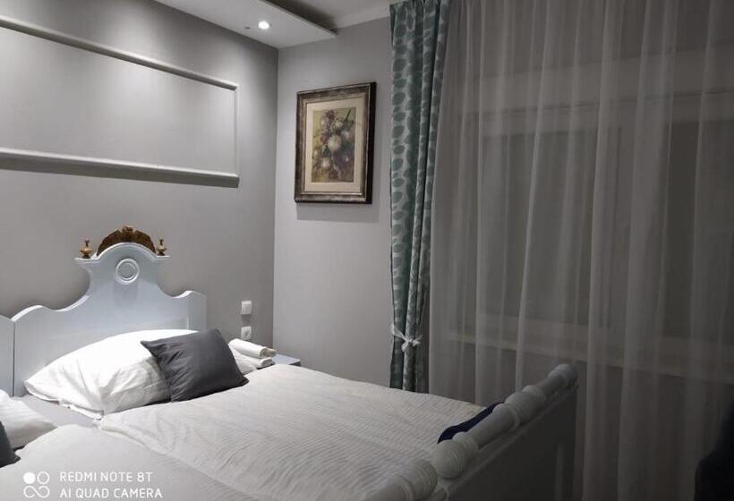 إستوديو قياسى مزودة بتراس, Villa Lucia   Apartments&rooms