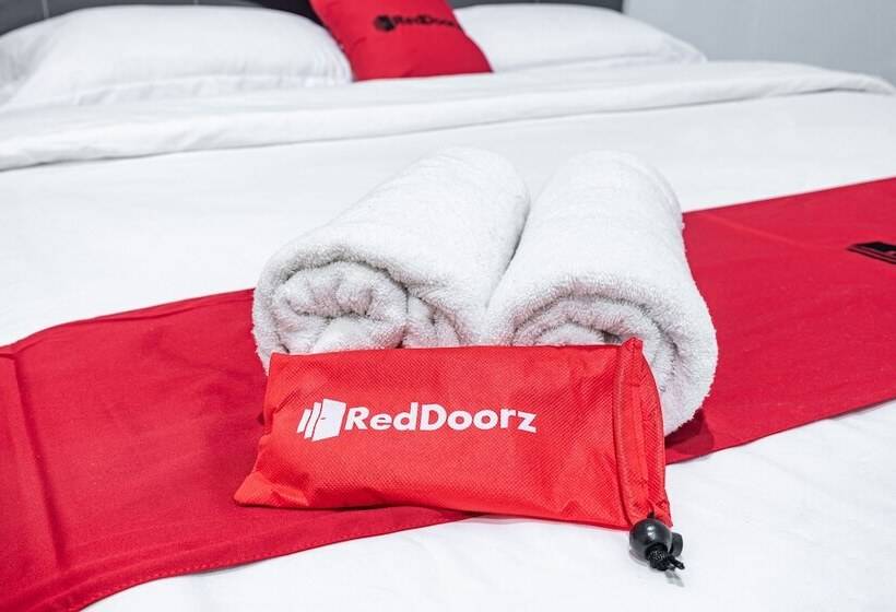 Номер Стандарт, Reddoorz Plus Near Thamrin Plaza Medan