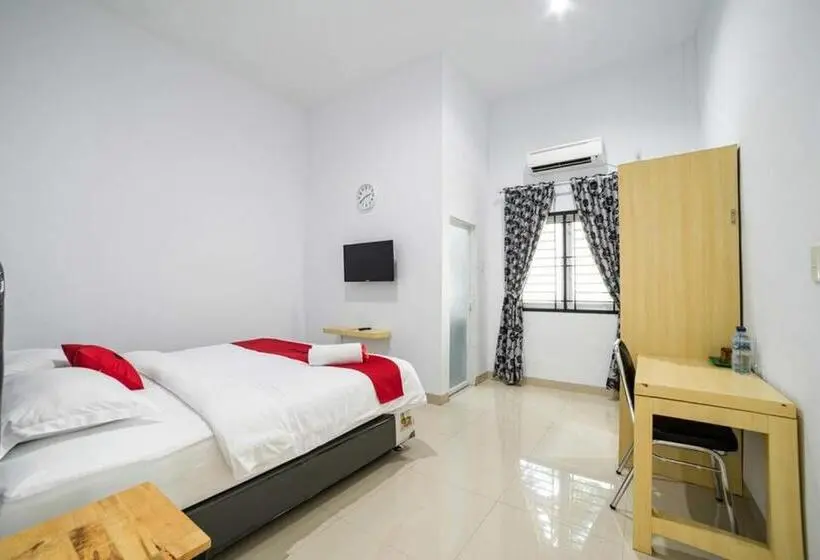 デラックスルーム, Reddoorz Plus Near Thamrin Plaza Medan