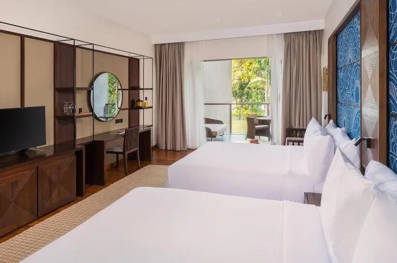 Deluxe Room, Jetwing Kandy Gallery