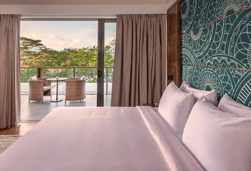Suite, Jetwing Kandy Gallery