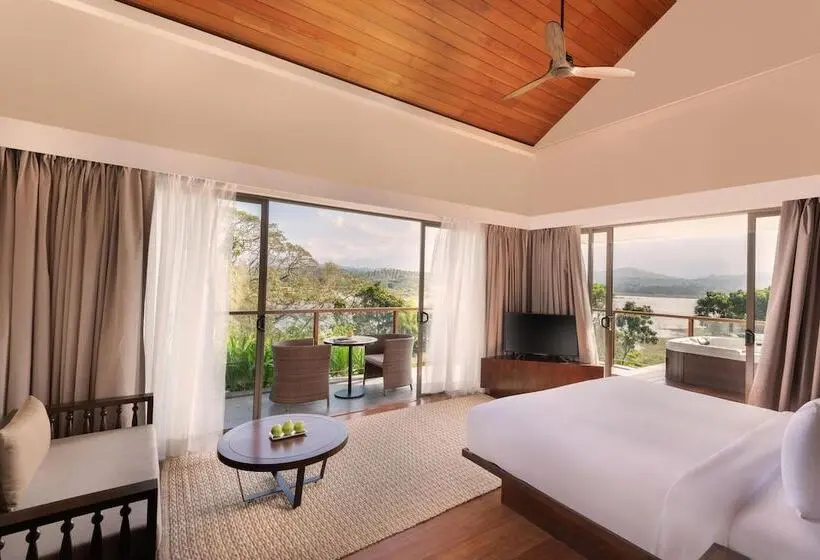Suite, Jetwing Kandy Gallery