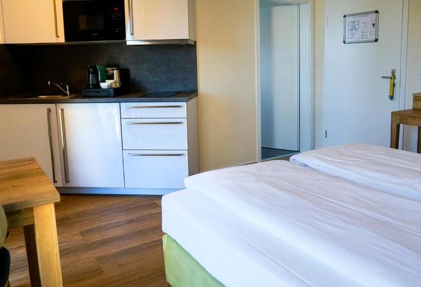 스탠다드 스튜디오, Boardinghouse City Home