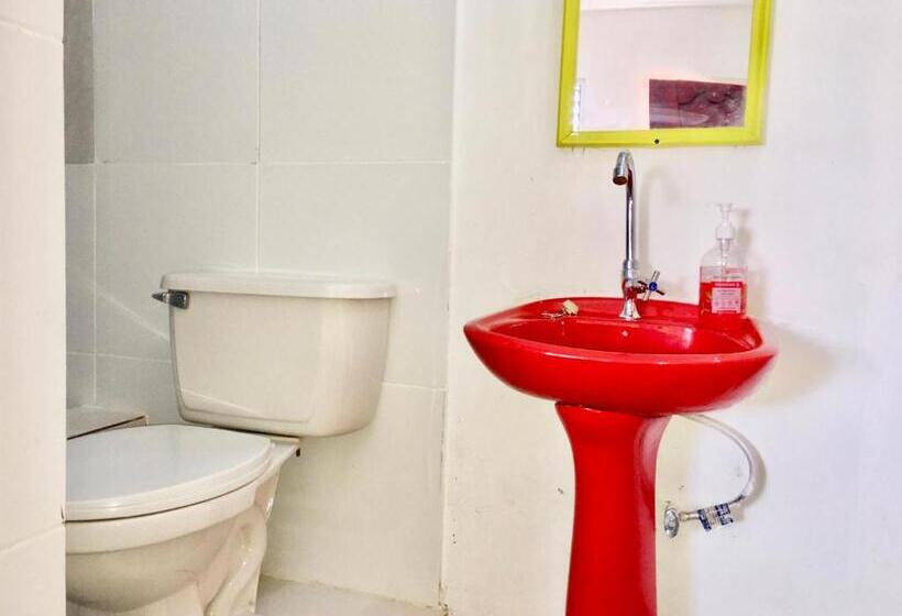 اتاق اکونومی یک تخته, African Symbol Guest House