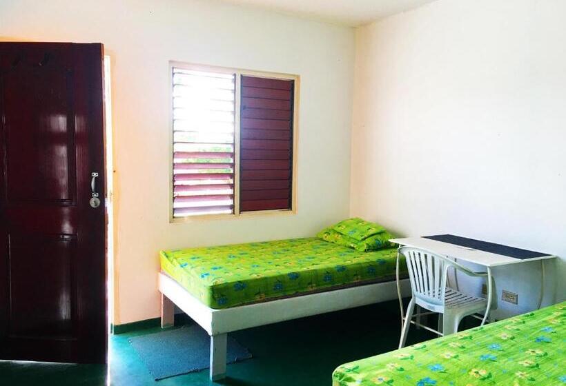 اتاق اکونومی, African Symbol Guest House